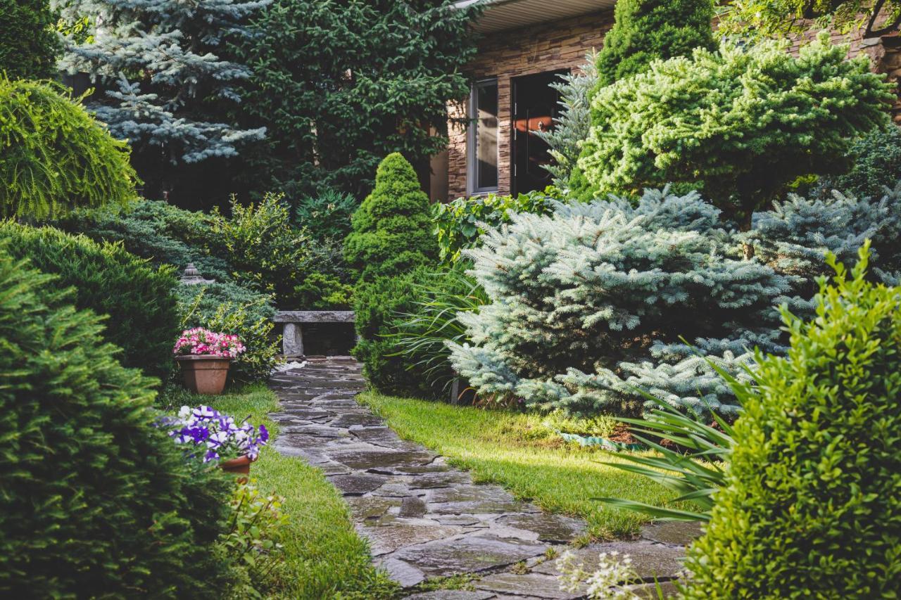 Апартаменты В Гостевом Домике Almatý Exterior foto